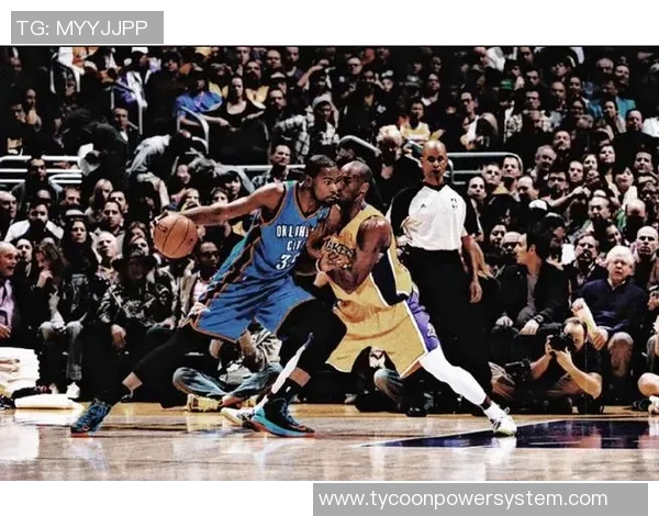 科比与阿泰精彩对决瞬间回顾动作捕捉让人热血沸腾的篮球时刻 科比与阿泰精彩对决瞬间回顾动作捕捉让人热血沸腾的篮球时刻